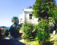 Far Out Inn Hotels in 