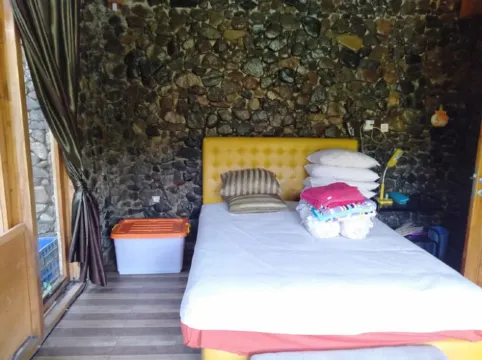 Villa the Ark Hot Spring Stone Sentul