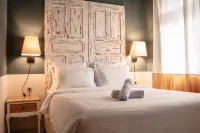Bnbvillajogja Unit Koloni Các khách sạn ở Gedongkiwo