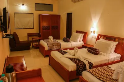 Krishna Park Resort Hotels near अभिनव लाइब्रेरी-गोंडल