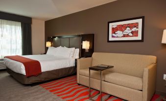 Holiday Inn Express & Suites Columbus - Easton Area