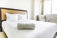 Best Price Studio the Oasis Apartment by Travelio Base Saider'c 주변 호텔