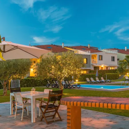 Maj Premium Residence