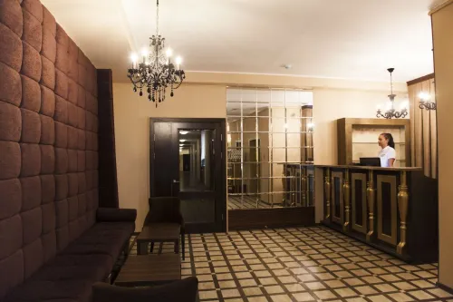 Arl Hotel