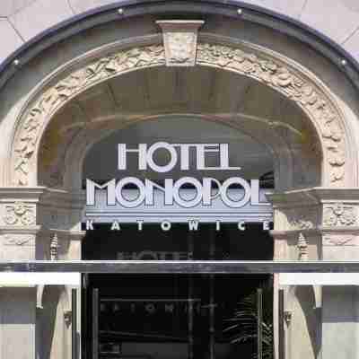 Hotel Monopol Hotel Exterior