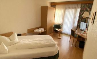 Hotel Hirsch