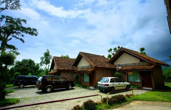 諫義裏瑟洛邦貢酒店