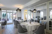 Hotel Casa Vilella - ที่มีอ่างอาบน้ำ