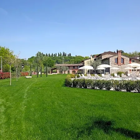 Residence Borgo Mondragon