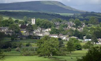 The Wensleydale Hotel