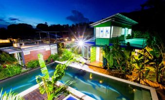 Baan Boom Boxes Eco Friendly Resort