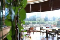 Grand New Century Hotel Of YiXing - breakfast