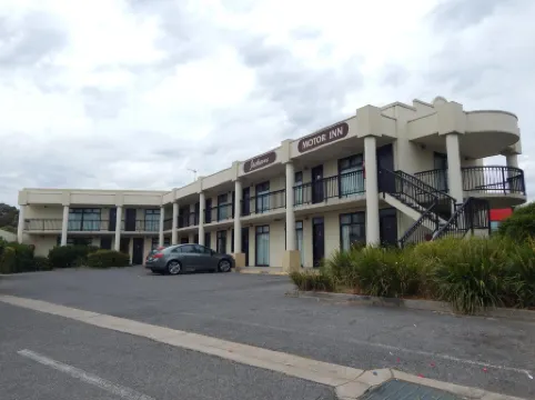 傑克遜汽車飯店