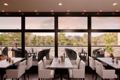 レストラン 南千里クリスタルホテルの写真