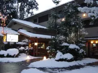 Momijiya Honkan Takaosansou Hotels in Kyoto