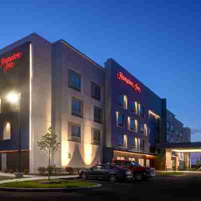 Hampton Inn by Hilton Crown Point Hotel Exterior