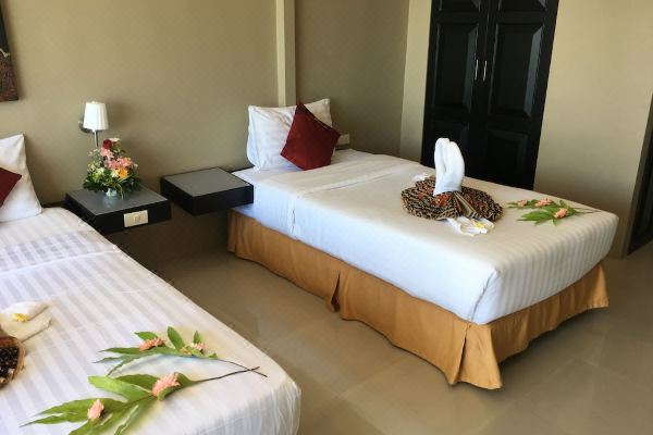 더 프런트 호텔 앤드 아파트먼트(The Front Hotel and Apartments)_2