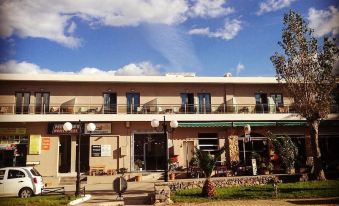 Castell Hotel - Housity