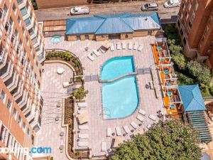 Gorgeous 1 Bedroom Condo at Ballston Place with Gym