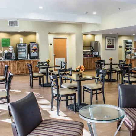 Comfort Suites Clayton - Garner
