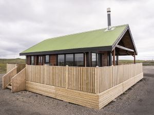 Black Beach Cottage