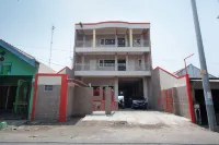 RedDoorz Syariah at Sedati