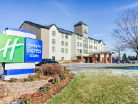 Holiday Inn Express & Suites COON RAPIDS-BLAINE AREA by IHG Hotels in Coon Rapids