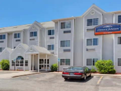 Howard Johnson by Wyndham Elk Grove Village/Chicago O'Hare Hotels in Elk Grove Village