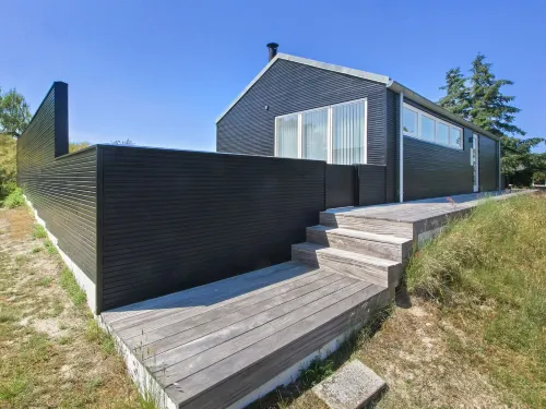 "Manni" - 800m from the Sea
