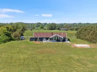 "Edmer" - 50m from the Sea Hotels in Saeby