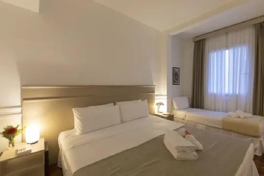 El Misti Hotel Buenos Aires Centro Отели рядом с достопримечательностью «Здание Кавана»