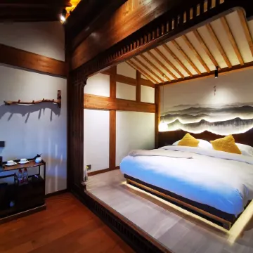 Changshenglou Hostel