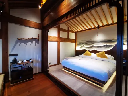 Changshenglou Hostel