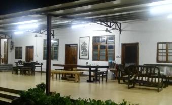 Shixing Hot Water Lake Hot Spring Leisure Farm