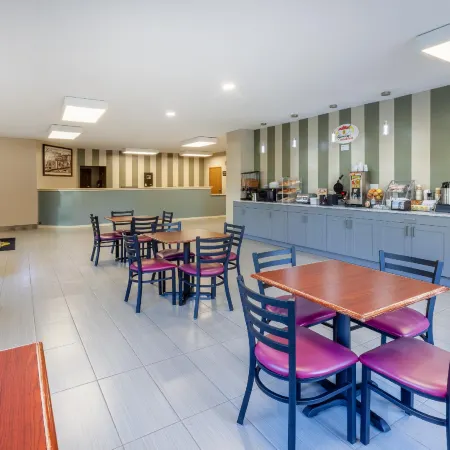Baymont by Wyndham la Grange KY Southeast