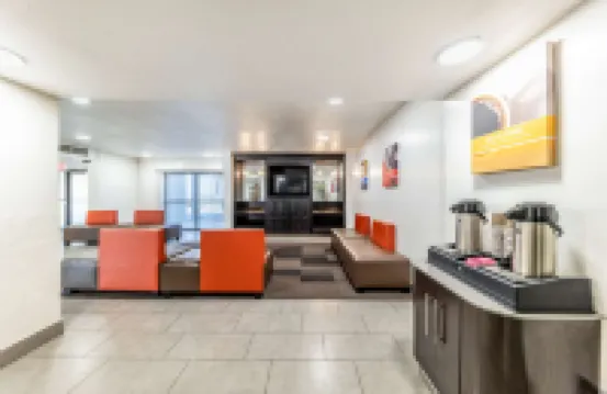 Motel 6 Lewisville, TX - Medical City