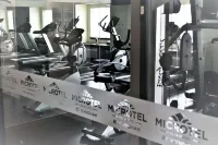 Microtel Inn & Suites by Wyndham Toluca - ที่มีฟิตเนส