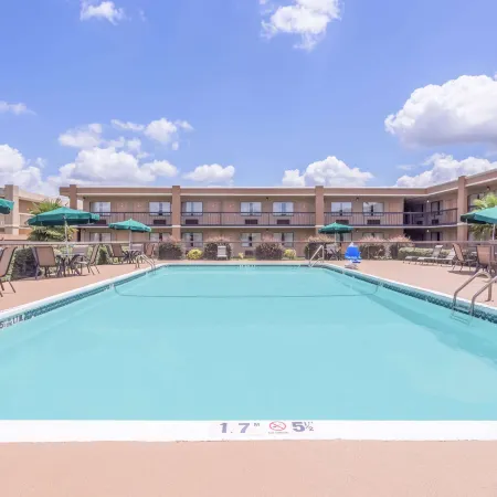 Ramada by Wyndham Macon