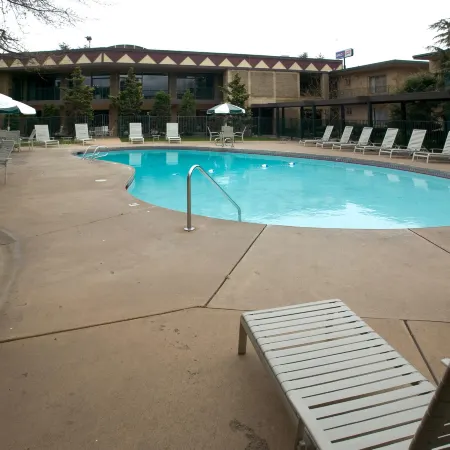 Red Lion Hotel Yakima Center