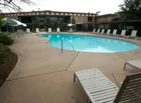 Red Lion Hotel Yakima Center - Swimmingpools