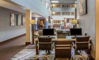 Quality Suites Nashville Airport