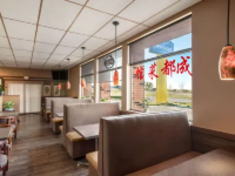 Travelodge by Wyndham Swift Current Hotels in Swift Current