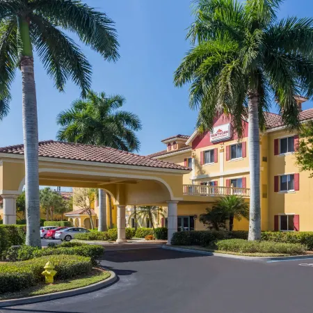 Hawthorn Extended Stay by Wyndham Naples