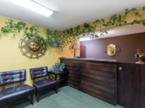 Super 8 by Wyndham Perry IA Hotels in Perry