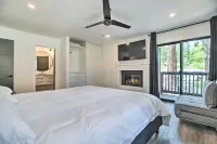 Luxe Village Home by Gondola, Shops & Restaurants! - bar