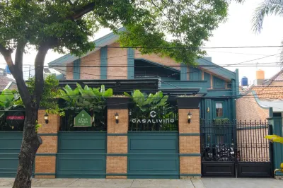 Casa Living Senopati Hotels in Kebayoran Baru