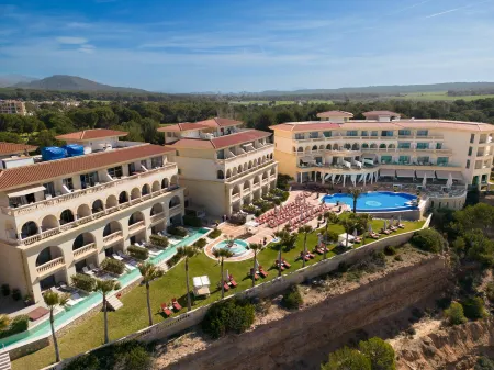 Pure Salt Port Adriano - Adults Only