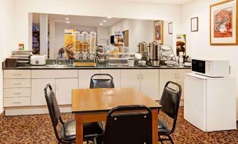 Econo Lodge Inn & Suites Mesquite - Dallas East