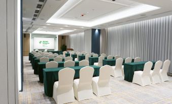 Holiday Inn Zhuhai City Center