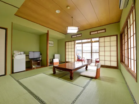 沢渡温泉 龍鳴館